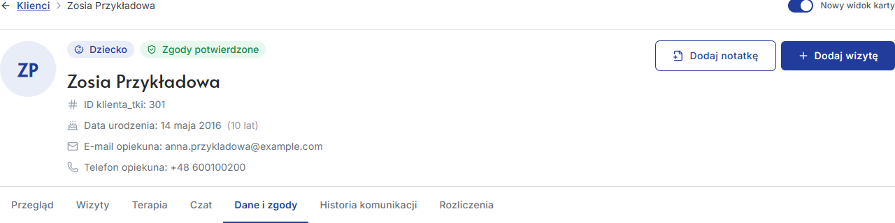 Nagłówek karty dziecka: oznaczenie Dziecko, wiek przy dacie urodzenia oraz e-mail i telefon opiekuna